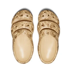 Keen Yogui Arts Clog X THC Für Herren | Caffe Latte Paisley -Keen Geschäft 8bdebc61a812dc8d61c8f63ca04eab4537c3c1e6