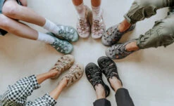 Keen Newport H2 Für Herren | Monochrome/Safari 15 Keen Newport H2 Für Herren | Monochrome/Safari -Keen Geschäft H2MonochromePDPM W Lifestyle1